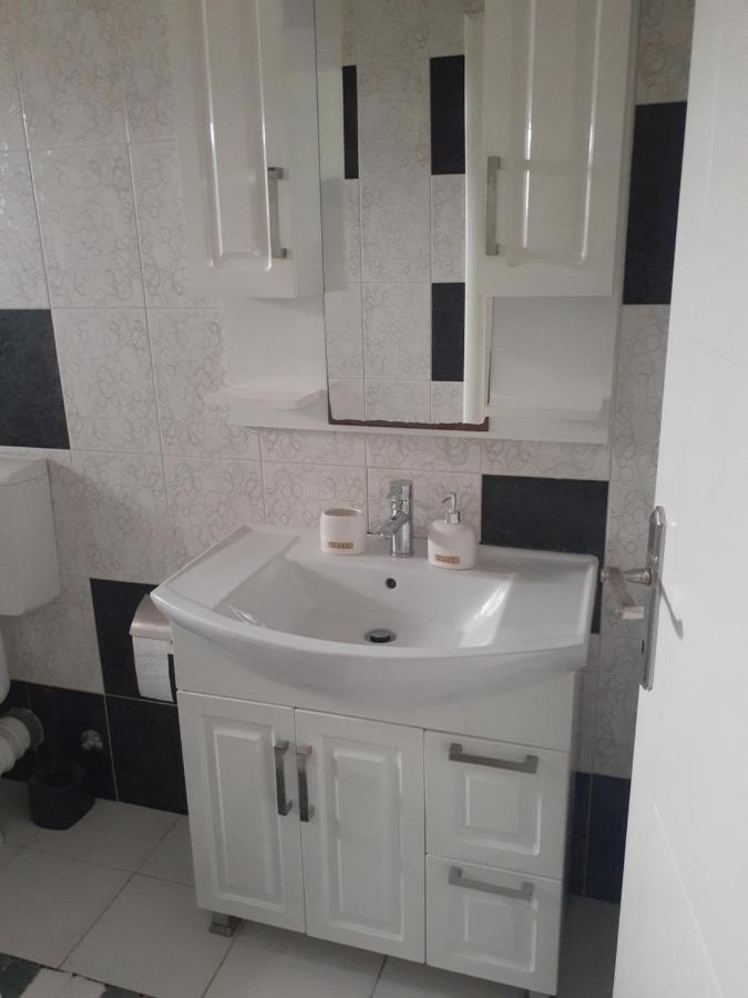 Apartmani Irena ティヴァト エクステリア 写真
