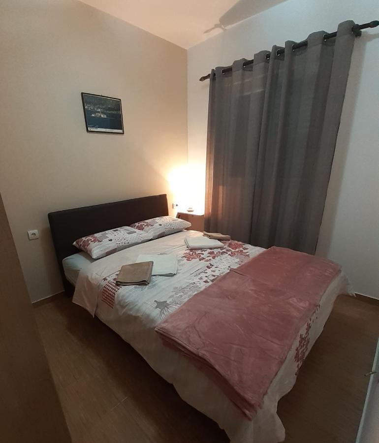Apartmani Irena ティヴァト エクステリア 写真